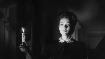 Backdrop to the movie "The Ghost and Mrs. Muir" #1014152