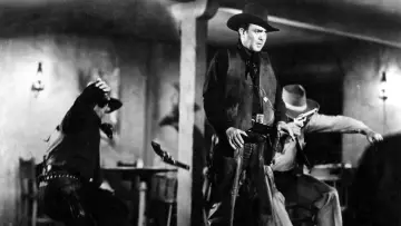 Backdrop to the movie "The Outlaw" #407385