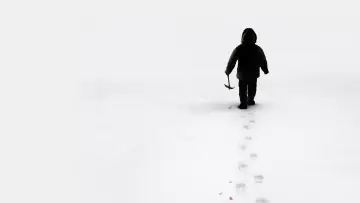 Backdrop to the movie "Whiteout" #679490