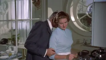 Backdrop to the movie "Indiscreet" #1102675