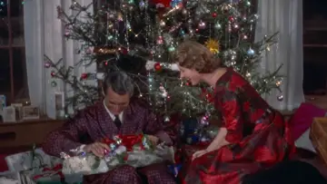 Backdrop to the movie "Indiscreet" #1102677