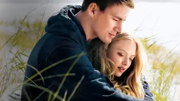 Backdrop to the movie "Dear John" #870042