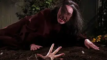 Backdrop to the movie "The Brides of Dracula" #1048145