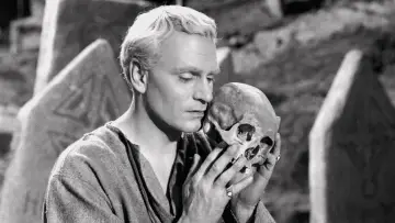 Backdrop to the movie "Hamlet" #873537