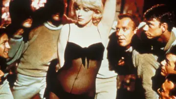 Backdrop to the movie "Let