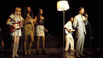 Backdrop to the movie "Stop Making Sense" #759083
