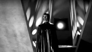 Backdrop to the movie "Devil Girl from Mars" #1146999