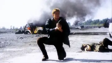 Backdrop to the movie "Silent Trigger" #1026609