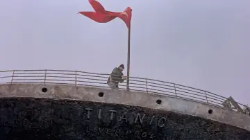 Backdrop to the movie "Raise the Titanic" #1203342