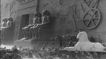 Backdrop to the movie "The Ten Commandments" #429428