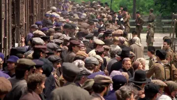 Backdrop to the movie "Escape from Sobibor" #1007833