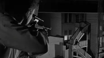 Backdrop to the movie "The Sniper" #1116183