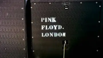 Backdrop to the movie "Pink Floyd: Live at Pompeii" #977990