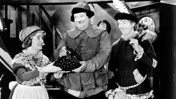 Backdrop to the movie "Babes in Toyland" #391955
