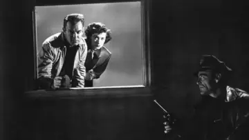 Backdrop to the movie "Raw Deal" #1137391