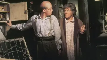 Backdrop to the movie "10 Rillington Place" #1049753