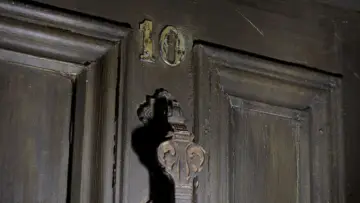 Backdrop to the movie "10 Rillington Place" #411314
