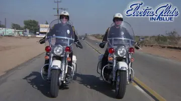 Backdrop to the movie "Electra Glide in Blue" #1072870