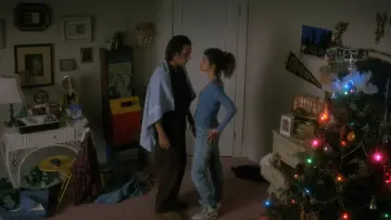 Backdrop to the movie "Untamed Heart" #1047427