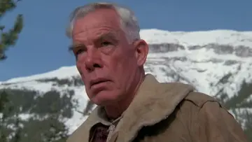 Backdrop to the movie "Death Hunt" #383900