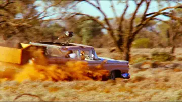 Backdrop to the movie "Wake in Fright" #1168770
