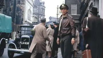 Backdrop to the movie "Hanover Street" #485097