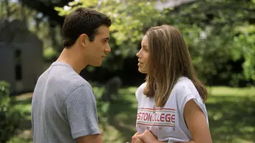 Backdrop to the movie "Summer Catch" #1088546