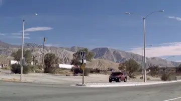 Backdrop to the movie "Twentynine Palms" #1204278