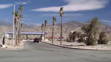 Backdrop to the movie "Twentynine Palms" #1204279
