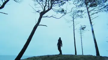 Backdrop to the movie "On the Silver Globe" #690677