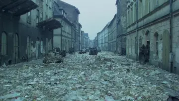 Backdrop to the movie "On the Silver Globe" #690695
