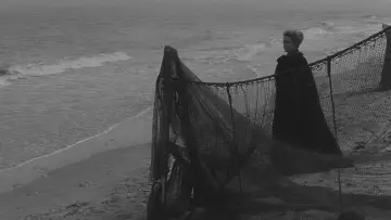 Backdrop to the movie "The Earrings of Madame de..." #1124035