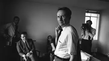 Backdrop to the movie "Salesman" #1131683