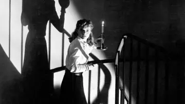 Backdrop to the movie "The Spiral Staircase" #455760