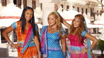 Backdrop to the movie "The Cheetah Girls: One World" #1001594