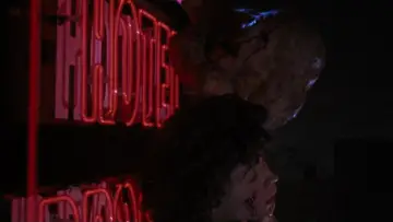Backdrop to the movie "Basket Case" #1076301