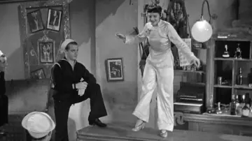 Backdrop to the movie "Footlight Parade" #1128252