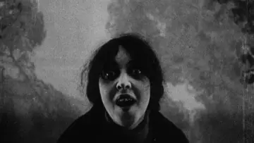Backdrop to the movie "The Vampires or, The Arch Criminals of Paris" #1031327
