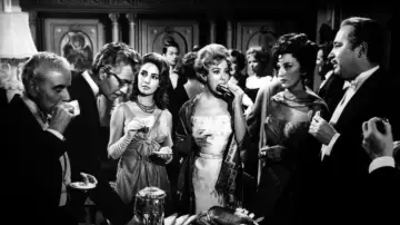 Backdrop to the movie "The Exterminating Angel" #983651
