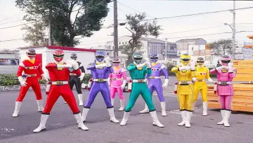Backdrop to the movie "Denji Sentai Megaranger vs Carranger" #1133703