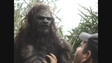 Backdrop to the movie "Bigfoot" #706043
