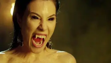 Backdrop to the movie "Fright Night 2: New Blood" #1006420