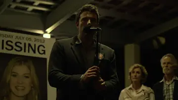 Backdrop to the movie "Gone Girl" #555127