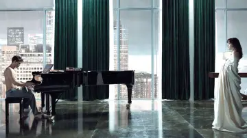Backdrop to the movie "Fifty Shades of Grey" #828837