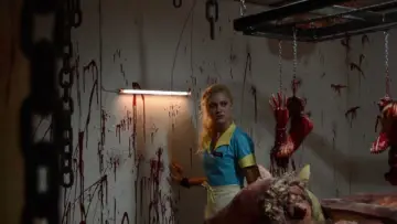 Backdrop to the movie "The Guest" #851247