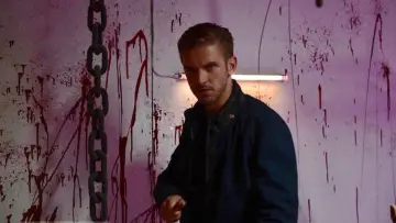 Backdrop to the movie "The Guest" #851254