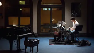 Backdrop to the movie "Whiplash" #959086