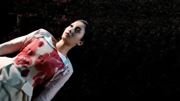Backdrop to the movie "The Snow White Murder Case" #935619