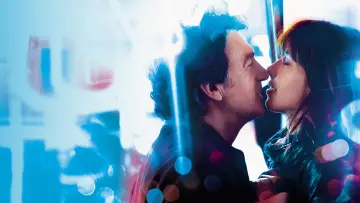 Backdrop to the movie "Quantum Love" #694141