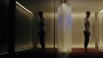 Backdrop to the movie "Ex Machina" #587602